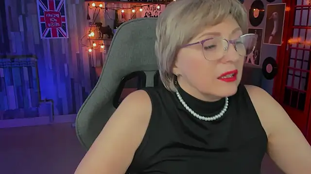 sugar vivien online show from February 13, 7:21 pm