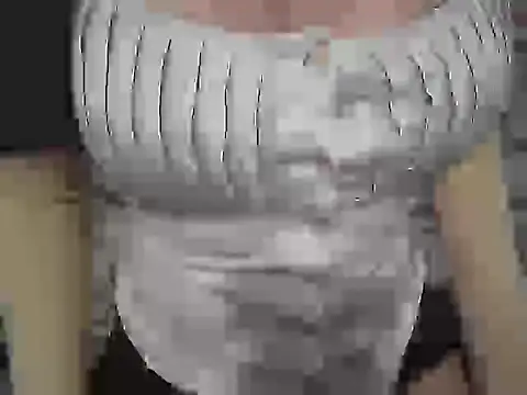 Snapshot of YourGoldenGirl chatting on January 12, 5:11 pm YourGoldenGirl online show from January 12, 5:11 pm