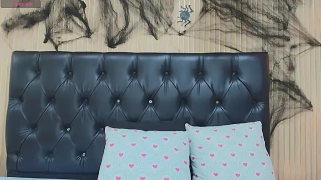 Veronica Tits online show from October 9, 3:37 am