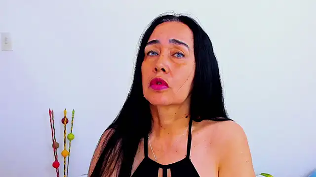 HorniestMilf online show from March 27, 8:08 pm