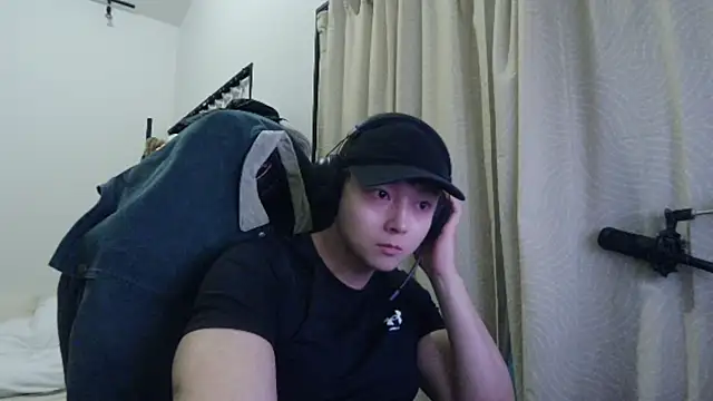 Snapshot of Tkcqcc chatting on December 29, 9:39 am Tkcqcc online show from December 29, 9:39 am