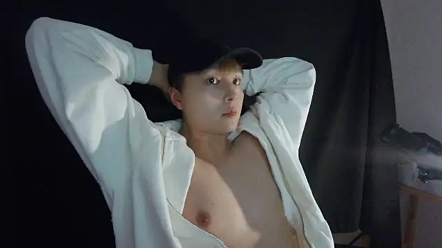 Snapshot of Tkcqcc chatting on March 17, 4:01 pm Tkcqcc online show from March 17, 4:01 pm