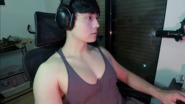 Tkcqcc online show from April 21, 2:23 pm