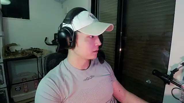 Tkcqcc online show from April 30, 2:34 pm