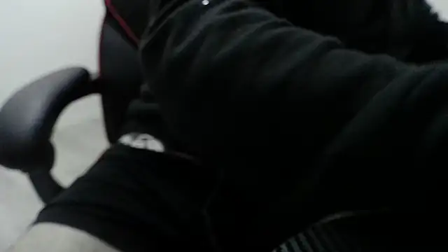 Dandi19 online show from October 26, 5:41 pm