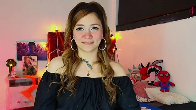 alisson zafiro  online show from October 24, 3:14 am