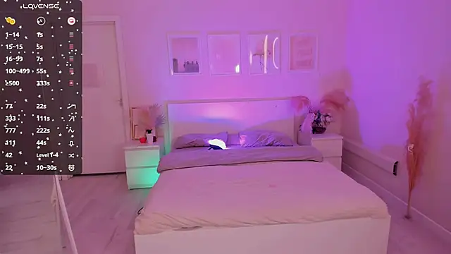 Snapshot of Lil_Amelie chatting on March 19, 7:07 am Lil Amelie online show from March 19, 7:07 am