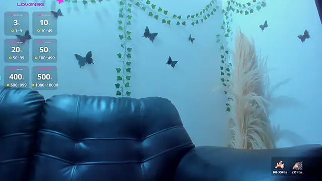 Amani Bakir online show from December 16, 11:48 am