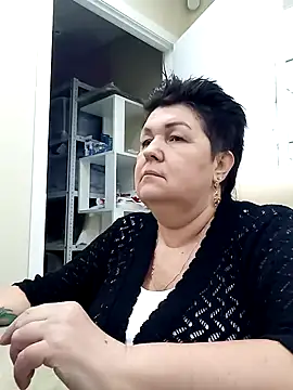 Snapshot of FantasyMichelle chatting on December 15, 1:43 pm FantasyMichelle online show from December 15, 1:43 pm