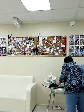 Snapshot of FantasyMichelle chatting on December 21, 6:52 am FantasyMichelle online show from December 21, 6:52 am