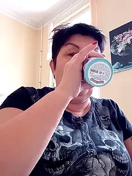 Snapshot of FantasyMichelle chatting on February 11, 9:09 am FantasyMichelle online show from February 11, 9:09 am