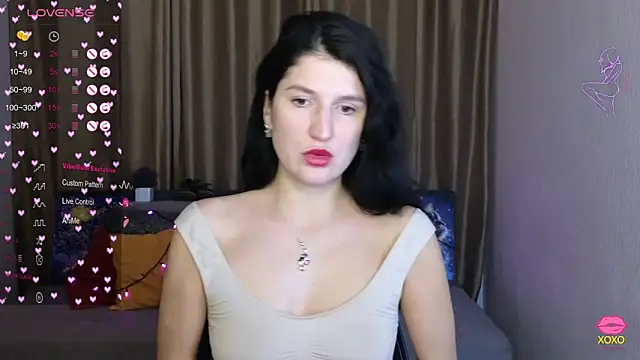 Snapshot of Alianna_Solo_Kisses chatting on February 27, 12:34 pm Alianna Solo Kisses online show from February 27, 12:34 pm