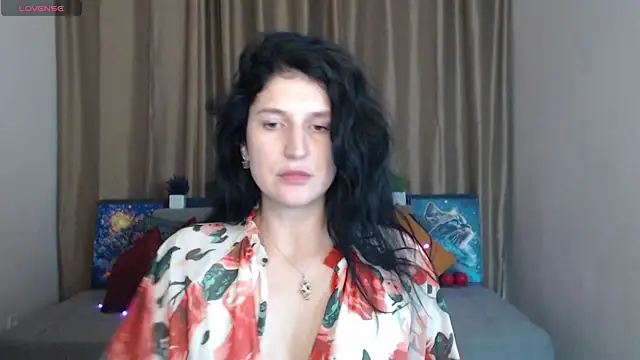 Snapshot of Alianna_Solo_Kisses chatting on March 18, 3:31 pm Alianna Solo Kisses online show from March 18, 3:31 pm