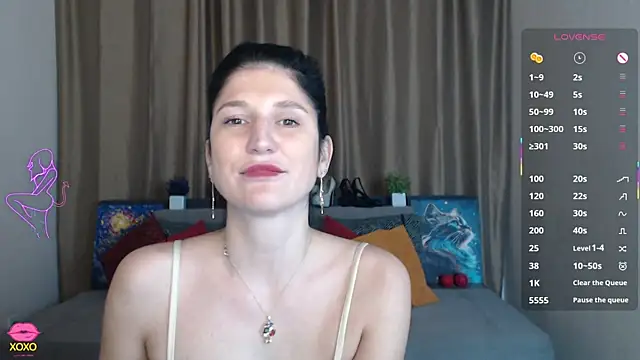 Snapshot of Alianna_Solo_Kisses chatting on March 20, 12:22 pm Alianna Solo Kisses online show from March 20, 12:22 pm