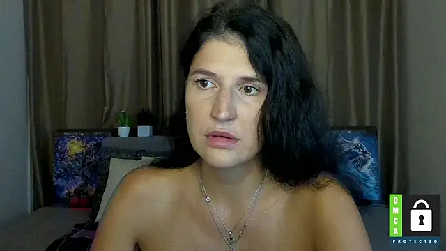 Snapshot of Alianna_Solo_Kisses chatting on September 11, 11:21 am Alianna Solo Kisses online show from September 11, 11:21 am