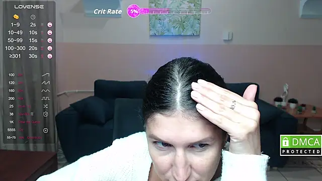 Snapshot of Alianna_Solo_Kisses chatting on October 7, 5:26 am Alianna Solo Kisses online show from October 7, 5:26 am