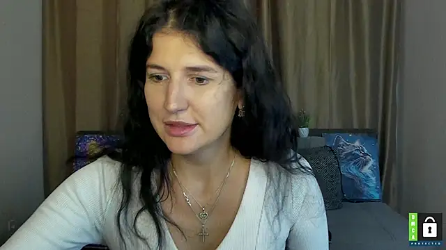 Snapshot of Alianna_Solo_Kisses chatting on October 8, 5:27 am Alianna Solo Kisses online show from October 8, 5:27 am