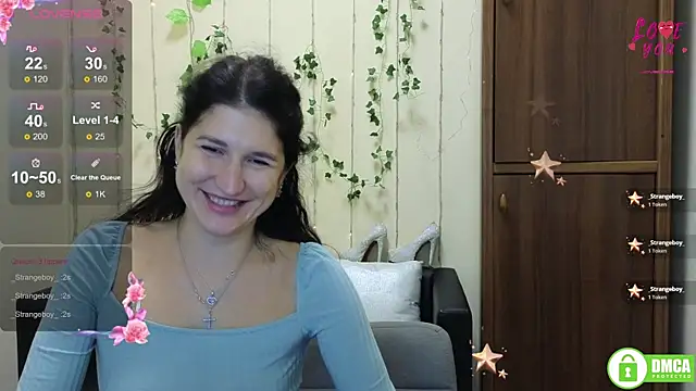 Snapshot of Alianna_Solo_Kisses chatting on October 19, 11:22 am Alianna Solo Kisses online show from October 19, 11:22 am