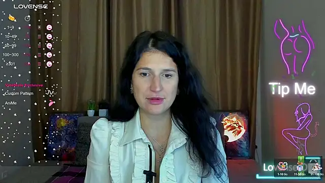 Snapshot of Alianna_Solo_Kisses chatting on October 28, 12:19 pm Alianna Solo Kisses online show from October 28, 12:19 pm