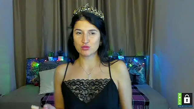 Snapshot of Alianna_Solo_Kisses chatting on November 25, 6:24 am Alianna Solo Kisses online show from November 25, 6:24 am