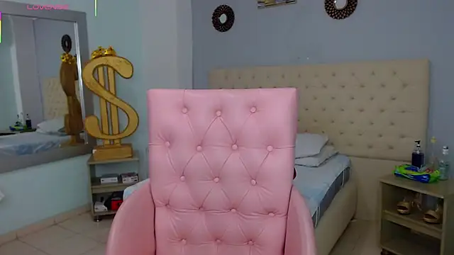 Snapshot of Kristel_lee chatting on January 16, 12:42 pm Kristel lee online show from January 16, 12:42 pm