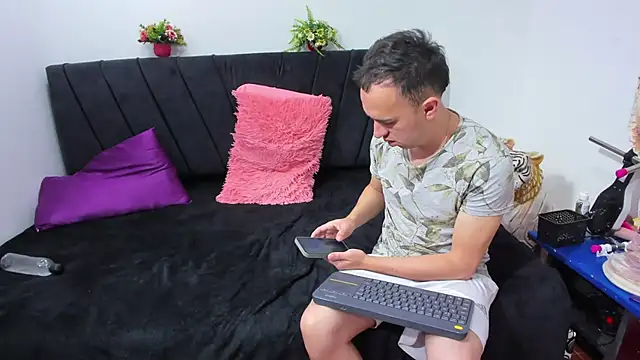 big-dicktop23 online show from February 2, 5:55 pm