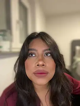 Snapshot of -Sammyxxx chatting on December 23, 10:33 pm -Sammyxxx online show from December 23, 10:33 pm