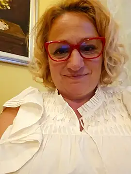 VirginiaNurse online show from May 29, 10:30 pm