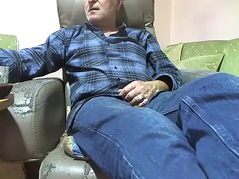 zormen355 online show from April 18, 4:11 pm