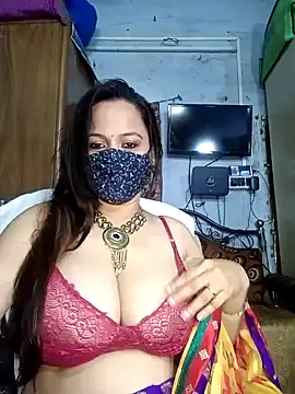 albelasummi702 online show from January 18, 6:13 am