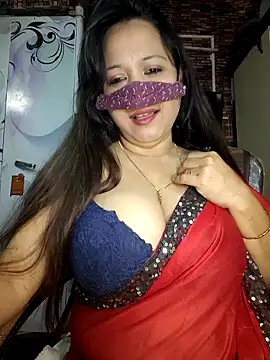 Snapshot of albelasummi702 chatting on April 25, 12:57 am albelasummi702 online show from April 25, 12:57 am