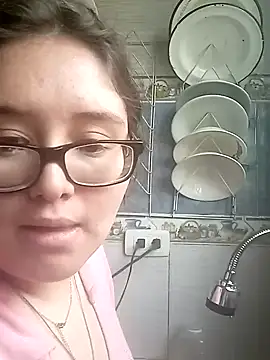 Snapshot of loba9706 chatting on December 14, 3:47 pm loba9706 online show from December 14, 3:47 pm