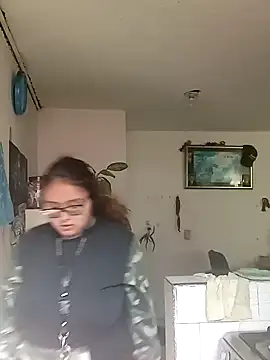 Snapshot of loba9706 chatting on January 14, 8:04 pm loba9706 online show from January 14, 8:04 pm