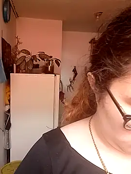 Snapshot of loba9706 chatting on February 21, 3:10 pm loba9706 online show from February 21, 3:10 pm