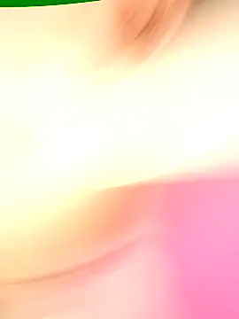 Snapshot of loba9706 chatting on March 1, 12:45 pm loba9706 online show from March 1, 12:45 pm