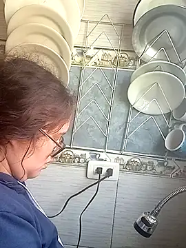 Snapshot of loba9706 chatting on March 5, 2:45 pm loba9706 online show from March 5, 2:45 pm