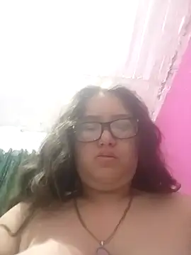 Snapshot of loba9706 chatting on October 4, 8:12 am loba9706 online show from October 4, 8:12 am