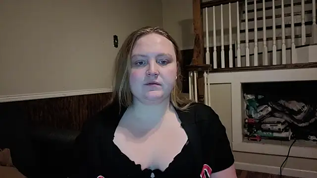 PhatAssBlond online show from January 31, 11:25 pm