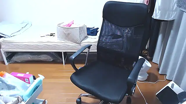 izumi  123 online show from October 10, 1:43 pm