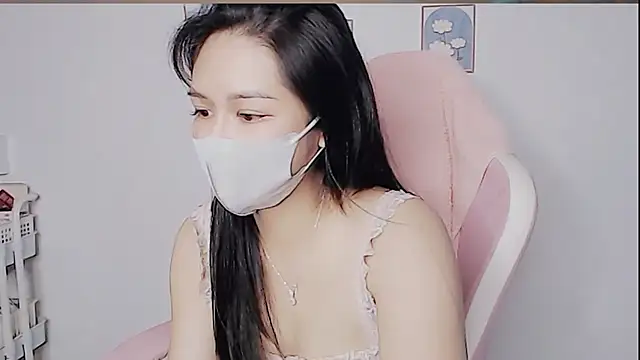 Snapshot of phuong-anh1709 chatting on May 14, 5:25 am phuong-anh1709 online show from May 14, 5:25 am