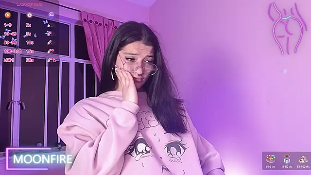 Snapshot of moonfiredancer chatting on February 21, 3:12 am moonfiredancer online show from February 21, 3:12 am