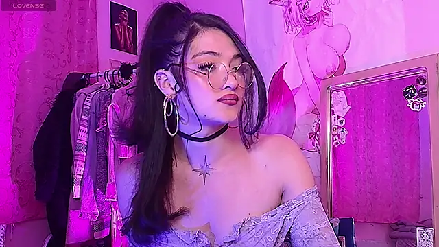 Snapshot of moonfiredancer chatting on September 23, 8:06 am moonfiredancer online show from September 23, 8:06 am