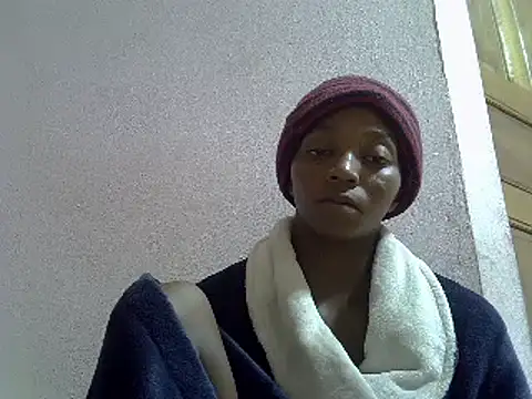 ElianeHot online show from February 21, 8:05 pm