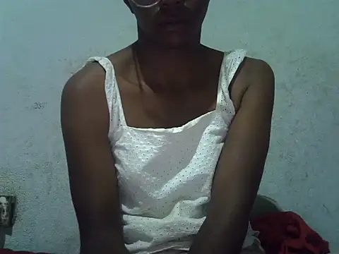 ElianeHot online show from June 10, 7:46 pm