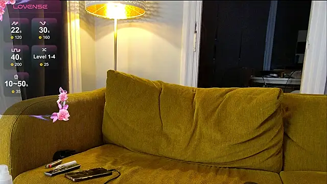 Snapshot of Azurea69 chatting on January 20, 11:54 pm Azurea69 online show from January 20, 11:54 pm