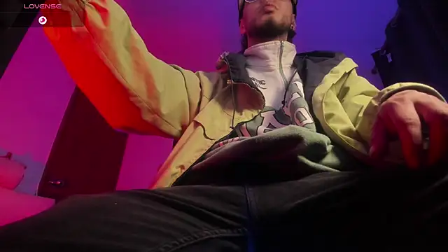 s sven03 online show from December 19, 1:45 am