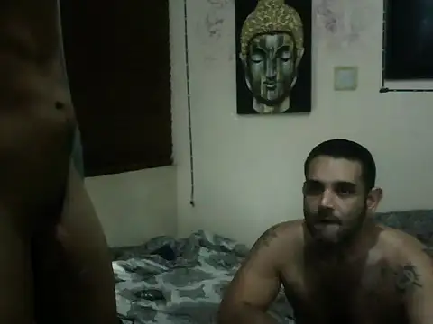 Snapshot of kevinbolena chatting on February 27, 11:52 am kevinbolena online show from February 27, 11:52 am