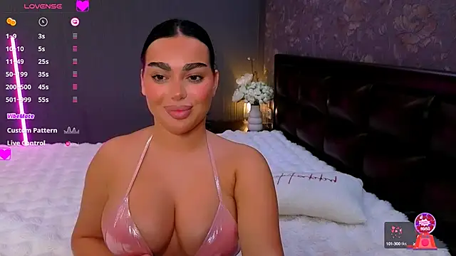 babyleilaa online show from October 11, 8:18 pm