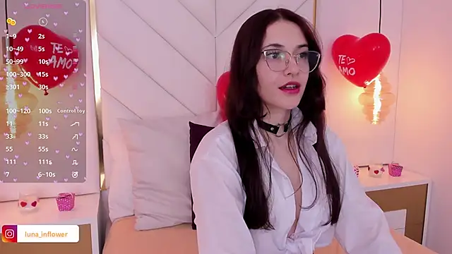 Flor delunaa online show from February 17, 12:16 pm