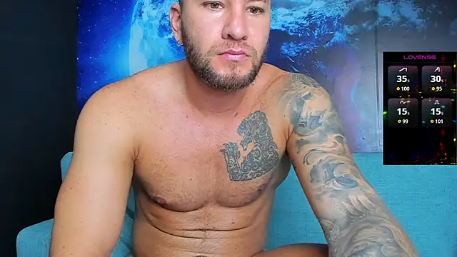 Snapshot of delessandro_world chatting on September 16, 1:06 am delessandro world online show from September 16, 1:06 am